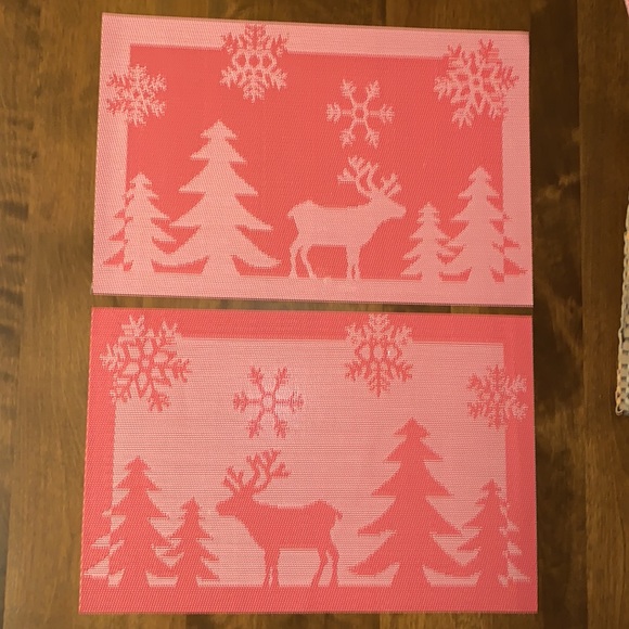 Christmas Placemats Reversible Red White Trees & Reindeer Set of Six - Picture 6 of 9
